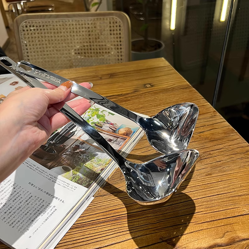 18/10 Stainless Steel Standing Soup Ladle and Strainer Hot Pot Serving Spoon