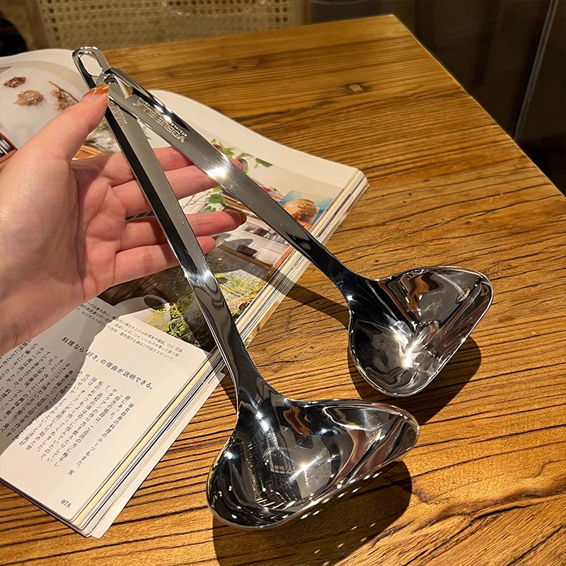 18/10 Stainless Steel Standing Soup Ladle and Strainer Hot Pot Serving Spoon