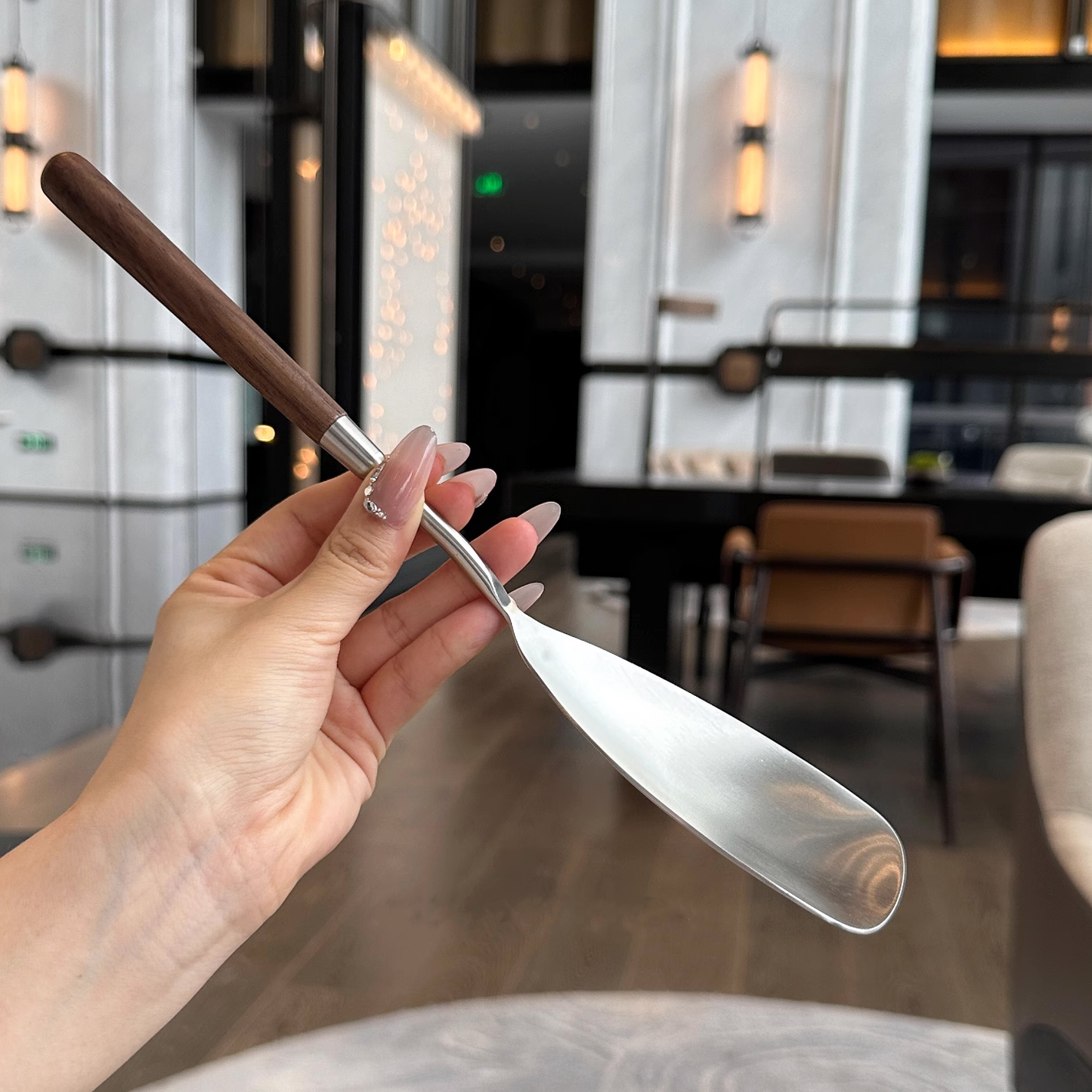 304 Stainless Steel Kitchen Spatula with Walnut Wood Handle