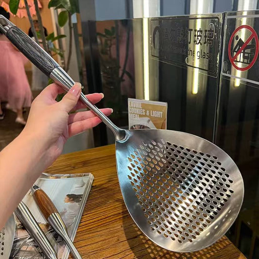 Black handle stainless steel colander