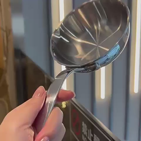 Great quality! Exported to Germany! Integrated 18/10 stainless steel small frying pan 12cm hot oil pan pouring oil pan